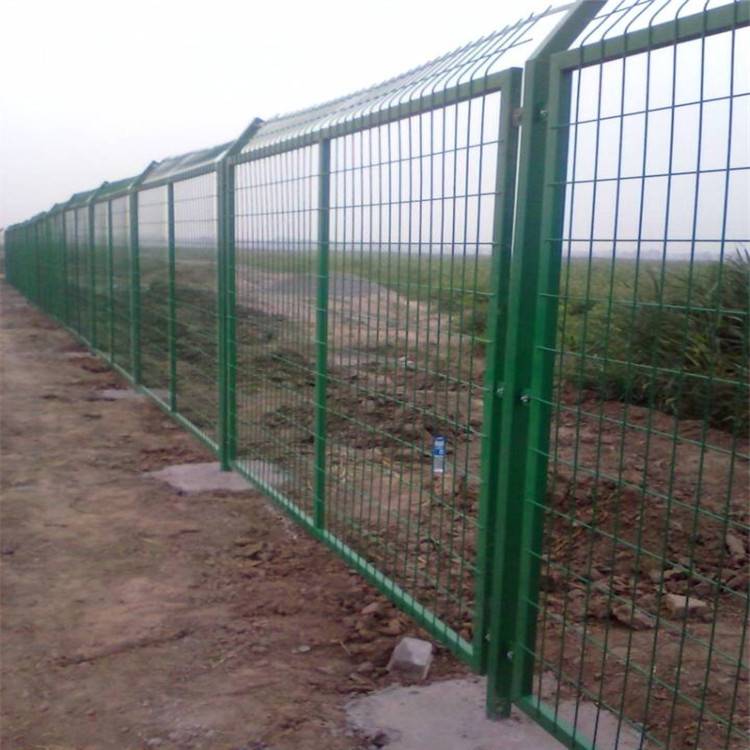 廣西慕源框架護欄網廠家 優質鐵絲網圍欄，守護安全防護網